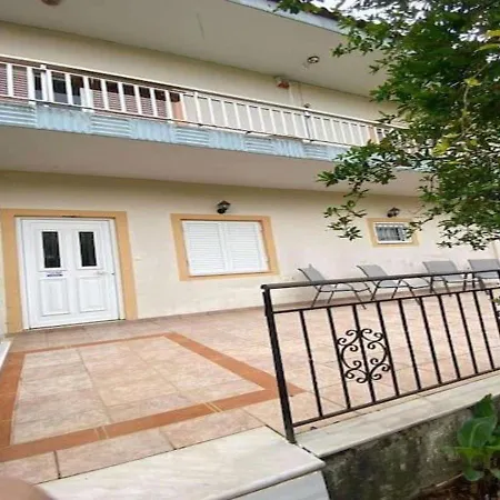 Ολόκληρο Σπίτι Με 3 Υπνοδωμάτια Στην Μεσσηνία Káto Soulimá Buitenkant foto