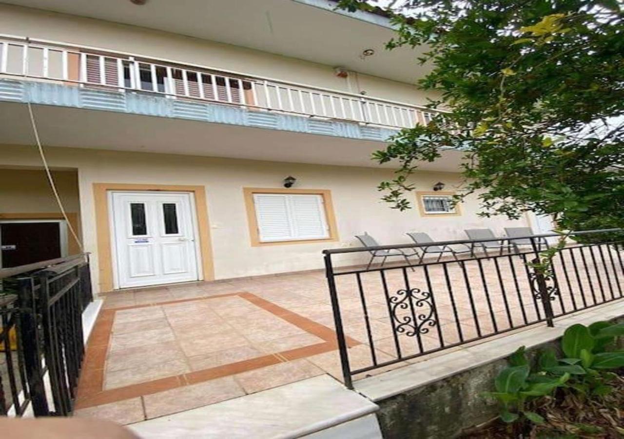 ολόκληρο σπίτι με 3 υπνοδωμάτια στην μεσσηνία Apartment *